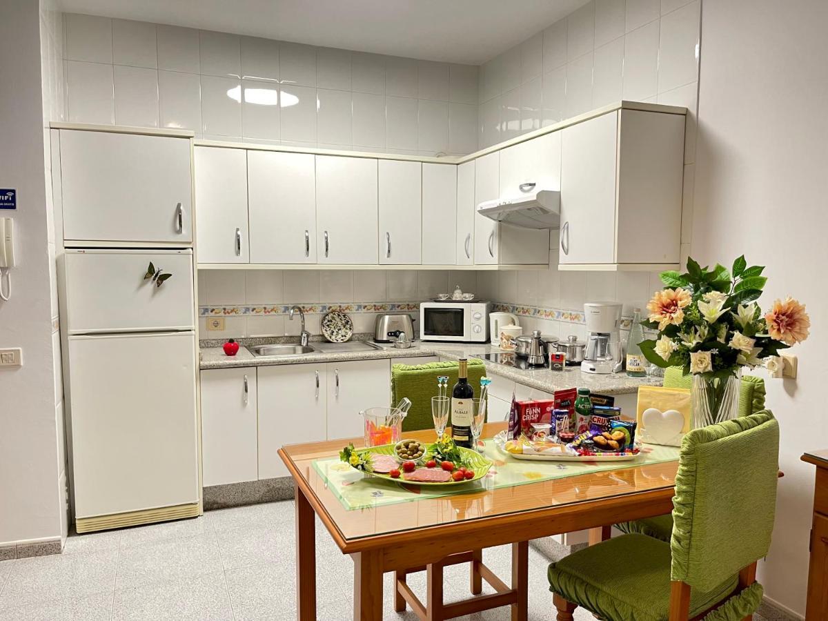 Emycanarias Holiday Homes Vecindario Vecindario  Eksteriør bilde